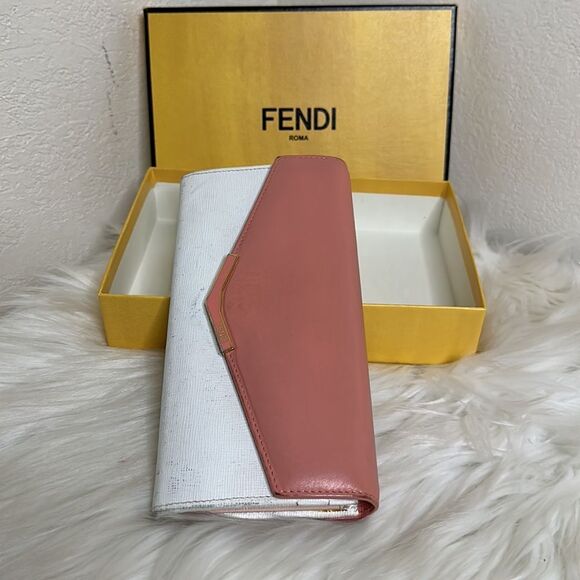 💯Authentic Fendi Long Leather Wallet🍀 - Picture 15 of 17